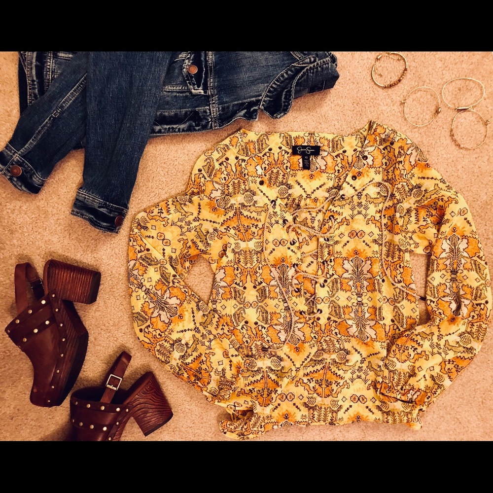 Jessica Simpson shirt